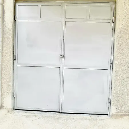Apartment Free Garage Little Paris